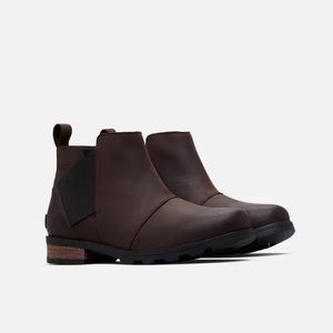 Sorel • Emelie chelsea boots Cattail brown leather waterproof low ankle